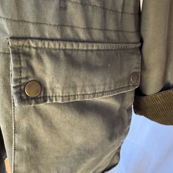 Portland Barn Jacket, Fully Lined with Zip Front and Hideaway Hood - Picture 8 of 11